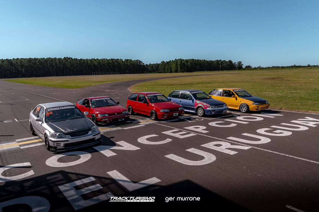 Autos en el Autódromo de Concepción del Uruguay